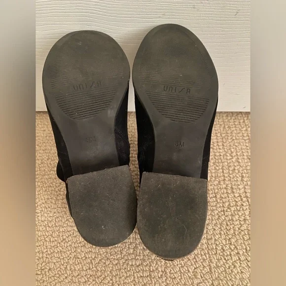 Unisa Heeled Ankle Boots Black Zip Buckle Size 8M - Picture 3 of 3